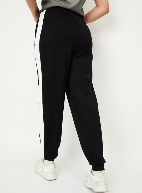 Women Side Taped Sports Joggers