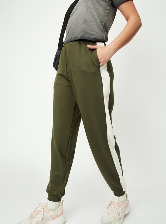 Women Side Taped Sports Joggers