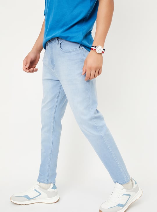 Men Carrot Fit Washed Jeans