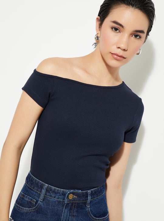 Women Solid One-shoulder Top