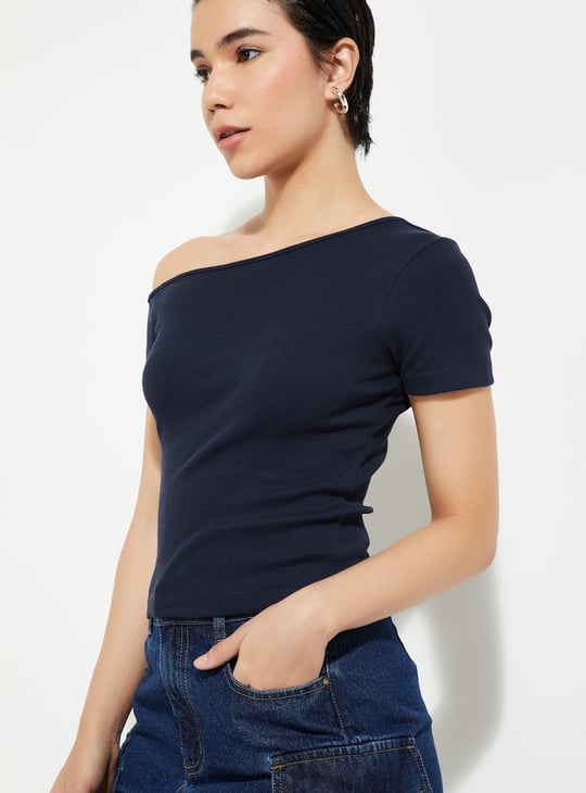 Women Solid One-shoulder Top