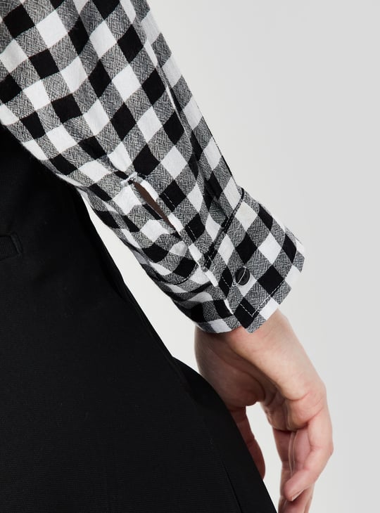 Women Checked Boxy Fit Crop Shirt
