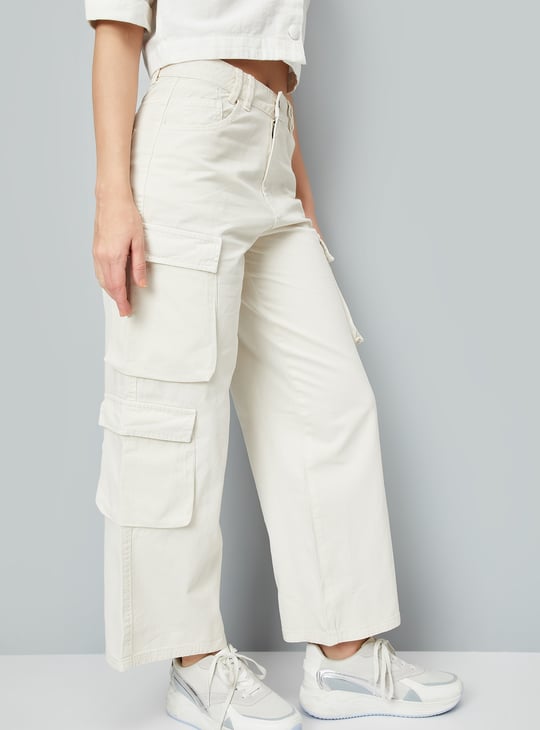 Women Solid Cargo Jeans