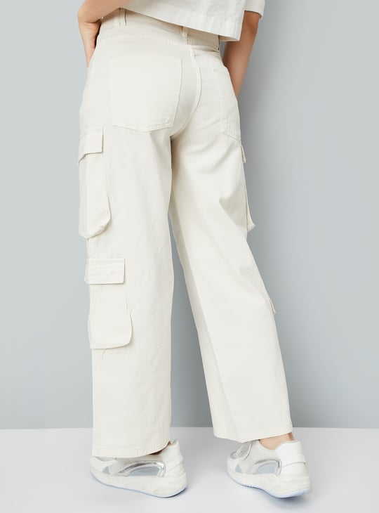 Women Solid Cargo Jeans