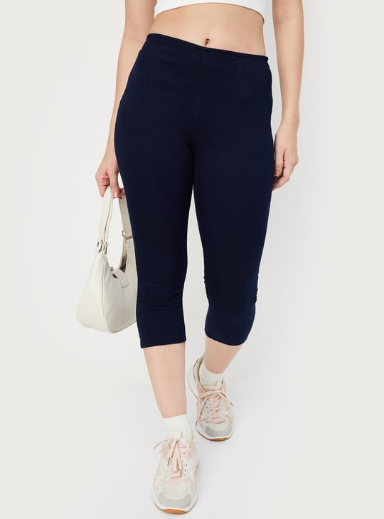 Women Solid Capri