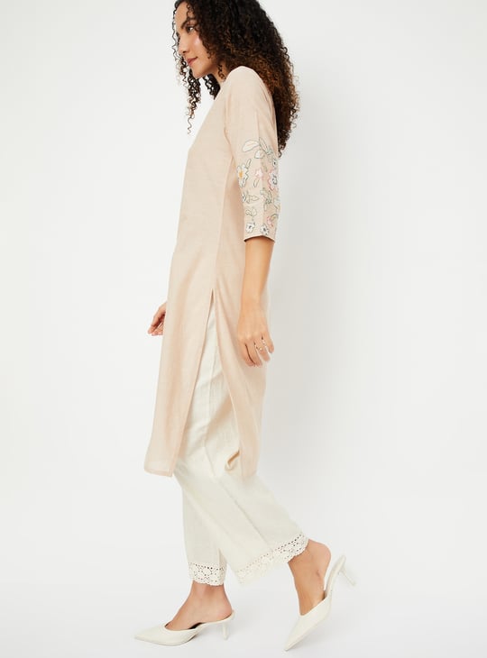 Women Embroidered Straight Kurta