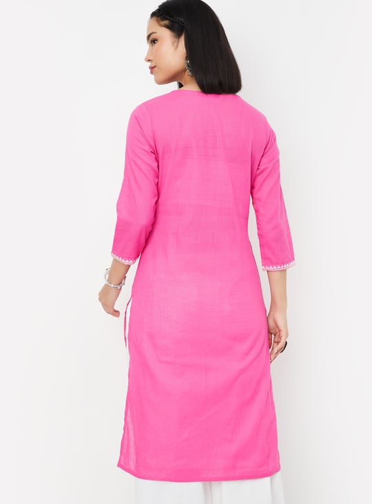 Women Embroidered Straight Kurta Pink Embroidered