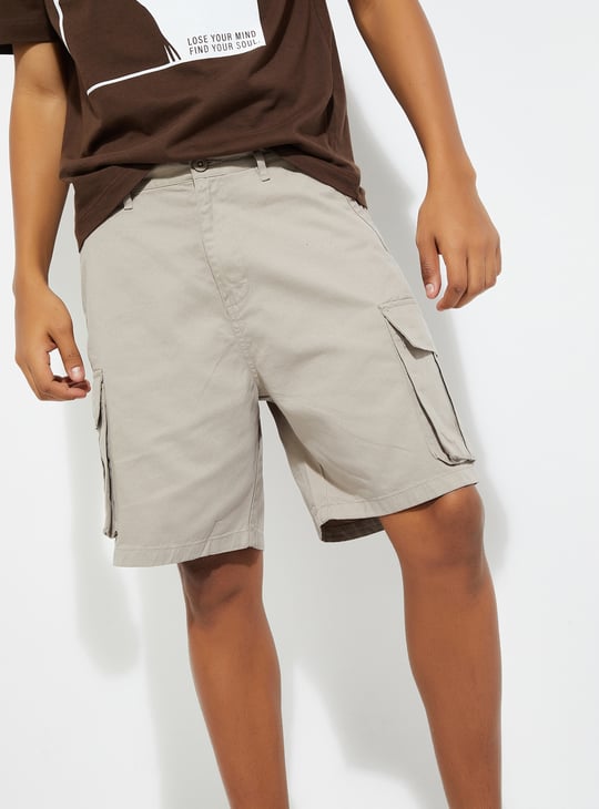 URB_N Men Solid Cargo Shorts