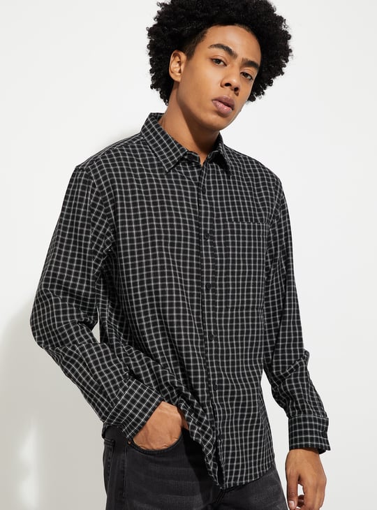 URB_N Men Checked Relaxed Fit Shirt