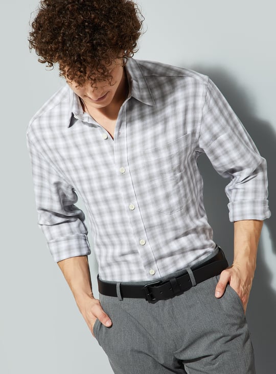 URB_N Men Checked Relaxed Fit Shirt