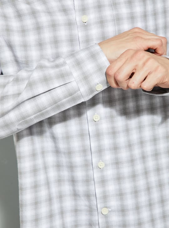 URB_N Men Checked Relaxed Fit Shirt