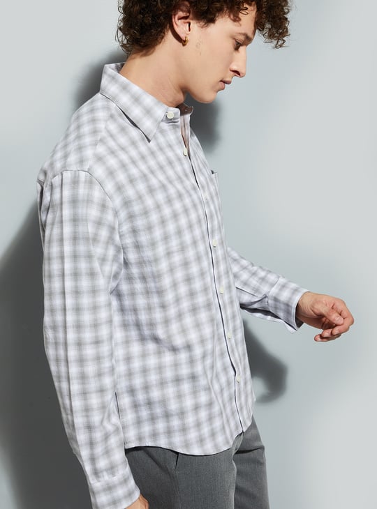 URB_N Men Checked Relaxed Fit Shirt