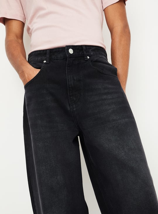 Men Washed Loose Fit Jeans