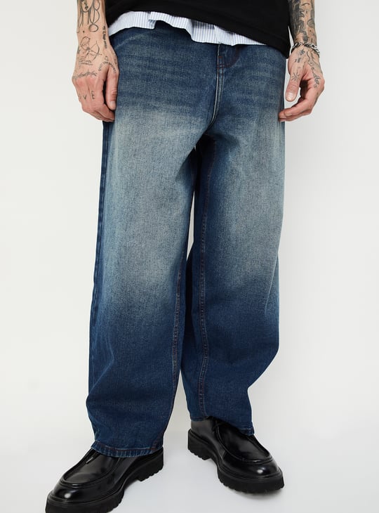 Men Washed Loose Fit Jeans