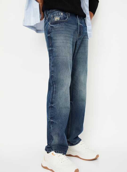 Men Washed Straight Fit Jeans