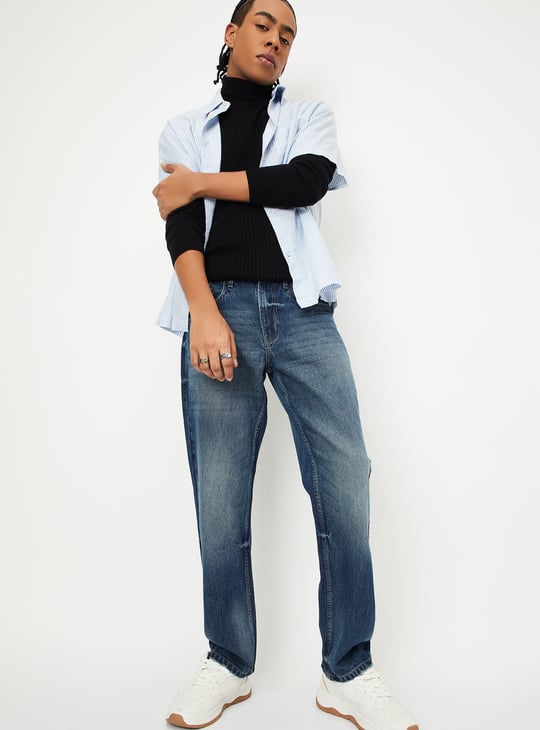 Men Washed Straight Fit Jeans