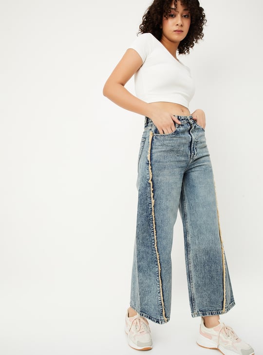 Women Frayed Trim Wide Leg Jeans