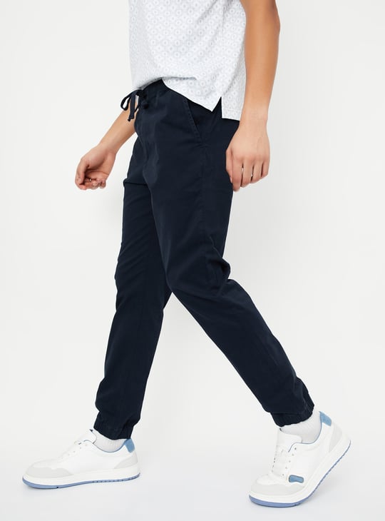 Men Solid Slim Fit Joggers