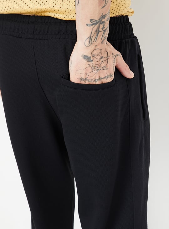 Men Knit Regular Fit Trackpant