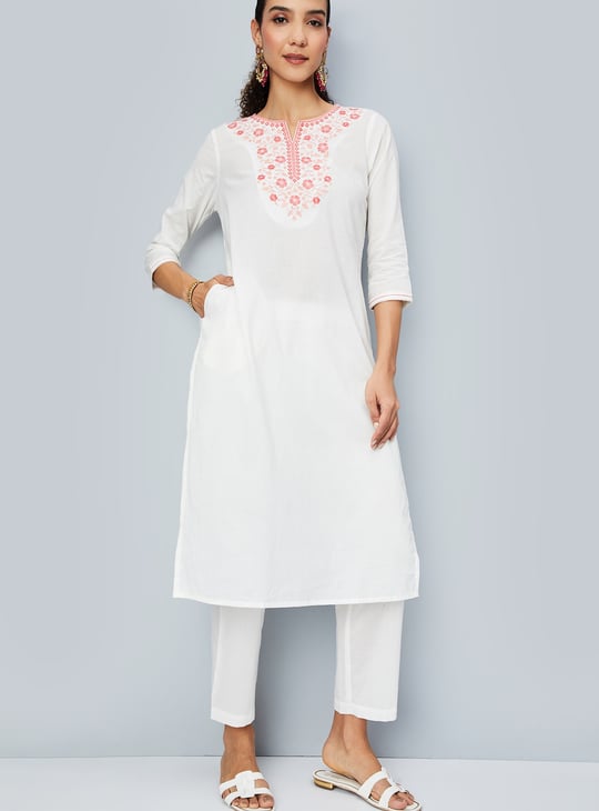 Women Embroidered Straight Kurta Set