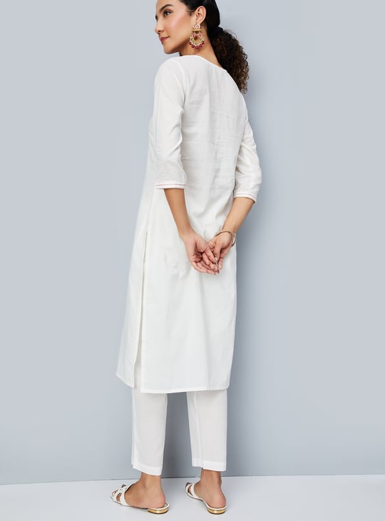 Women Embroidered Straight Kurta Set