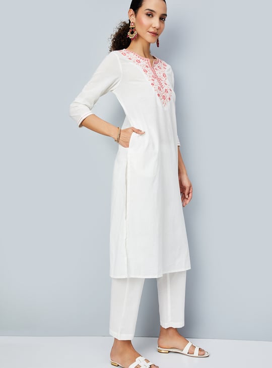 Women Embroidered Straight Kurta Set