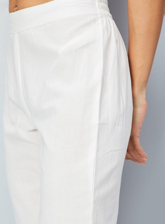 Women Embroidered Straight Kurta Set