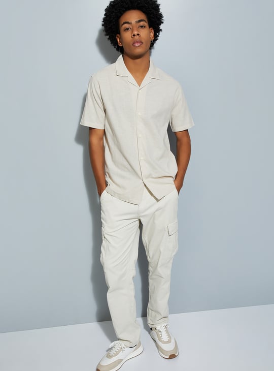URB_N Men Textured Regular Fit Resort Linen Shirt