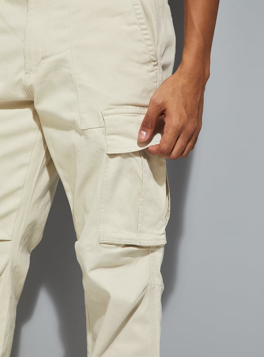 URB_N Men Textured Cargo Trousers