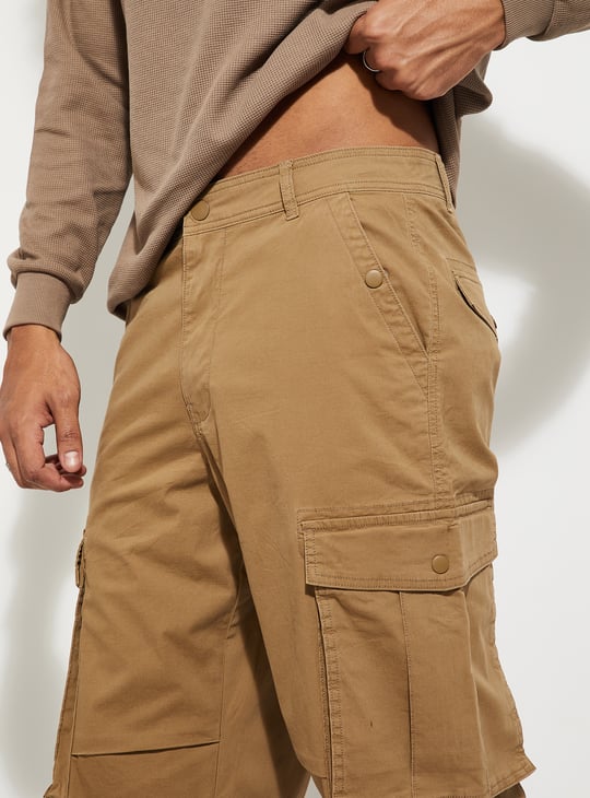 URB_N Men Textured Cargo Parachute Trousers
