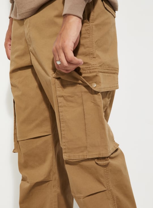 URB_N Men Textured Cargo Parachute Trousers