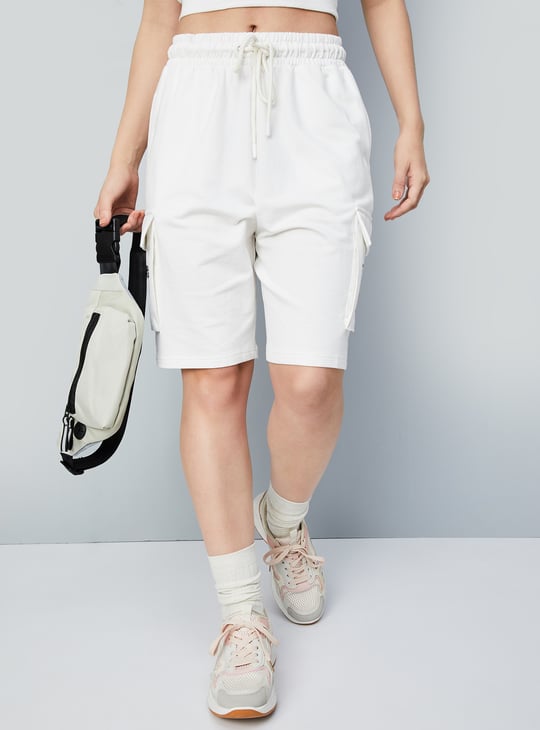 Women Solid Cargo Shorts