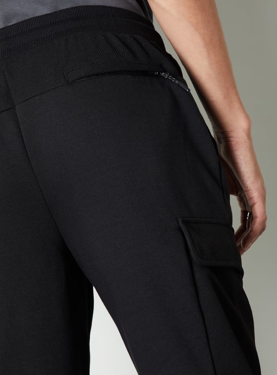 Men Solid Sports Cargo Joggers