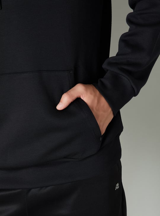 Men Solid Hooded Sweatshirt