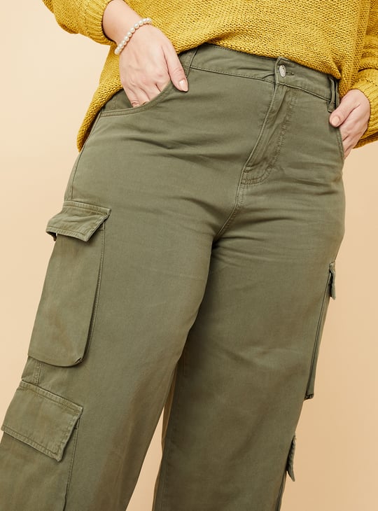 Women Solid Cargo Jeans