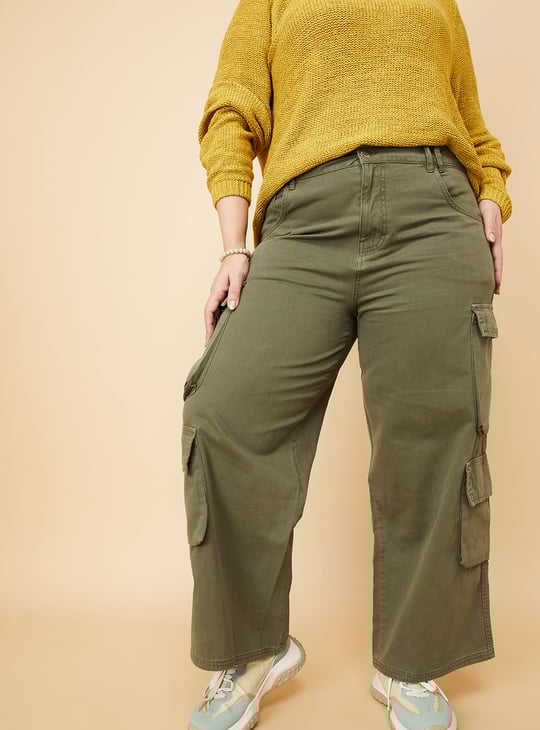 Women Solid Cargo Jeans