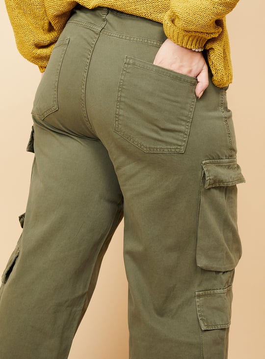 Women Solid Cargo Jeans