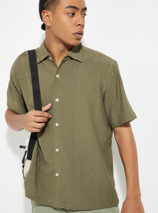 URB_N Men Embroidered Relaxed Fit Resort Shirt