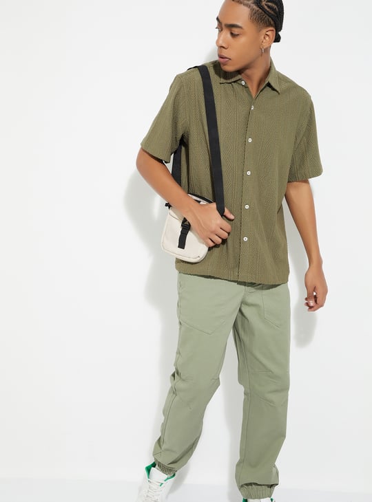 URB_N Men Embroidered Relaxed Fit Resort Shirt