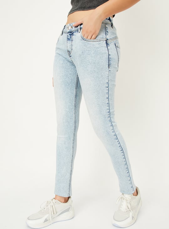 Women Washed Skinny Fit Jeans