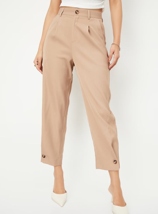 Women Solid Carrot Fit Trousers