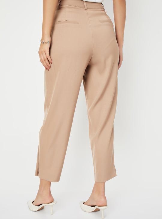 Women Solid Carrot Fit Trousers