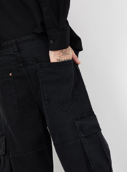 Men Washed Loose Fit Cargo Jeans