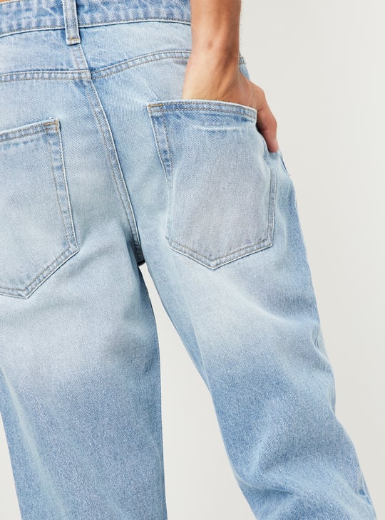 Men Washed Distressed Straight Fit Jeans
