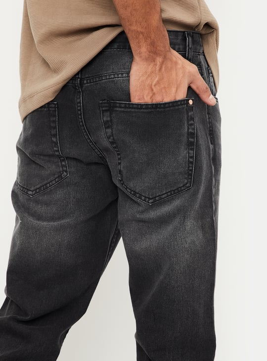 Men Washed Straight Fit Jeans