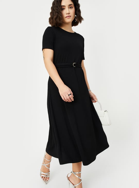Women Solid Knit Belted Midi Dress | Black | Solid
