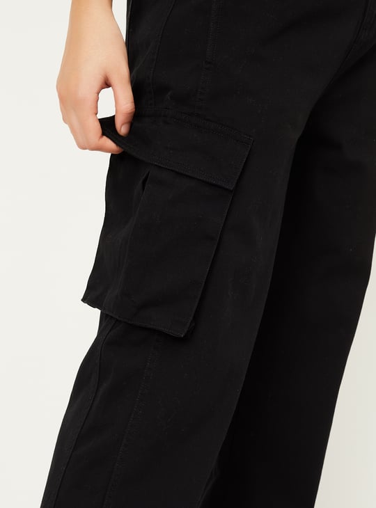 Women Solid Cargo Jeans