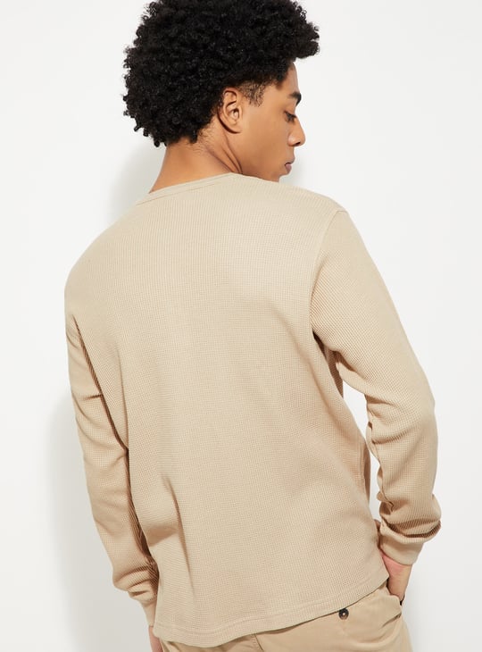 URB_N Men Ribbed Henley T-shirt