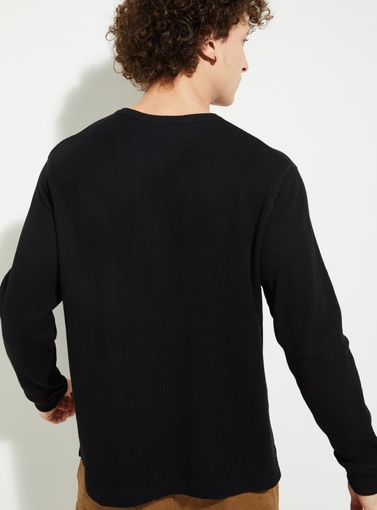 URB_N Men Ribbed Henley T-shirt