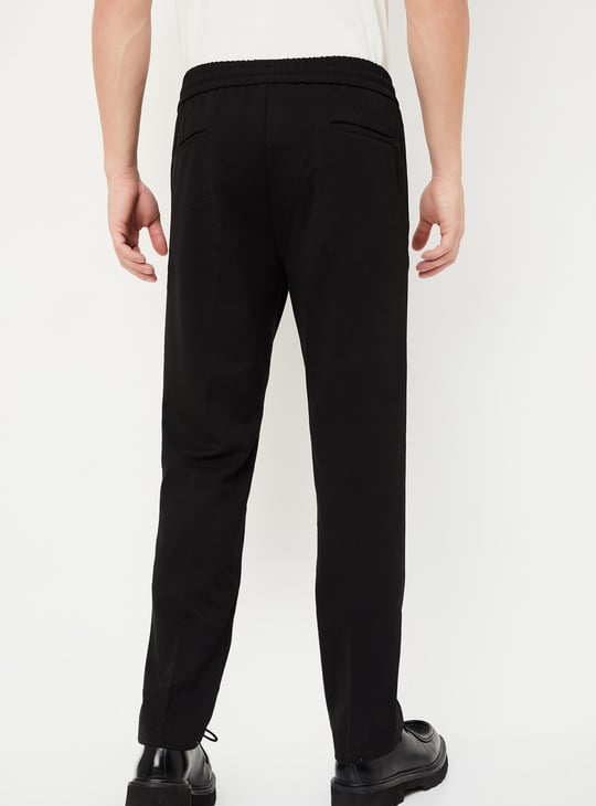 Men Textured Slim Fit Formal Trousers